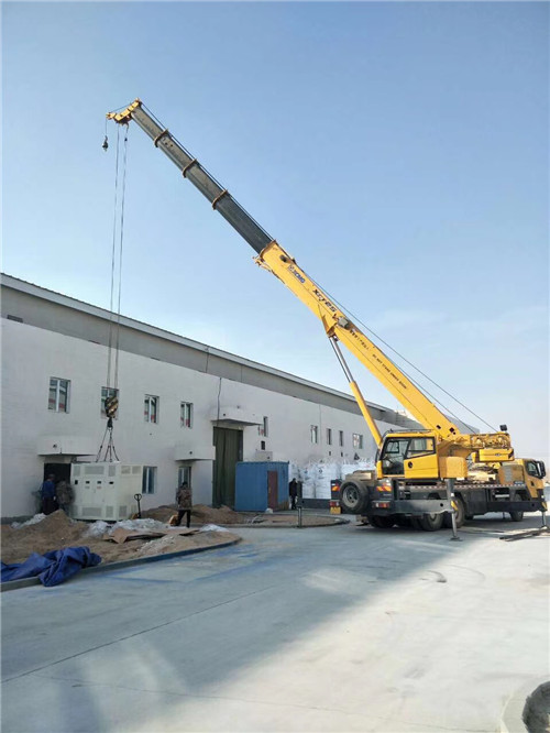 开江县“超载就喊停”—— 吊车的 “重量保镖” 技术