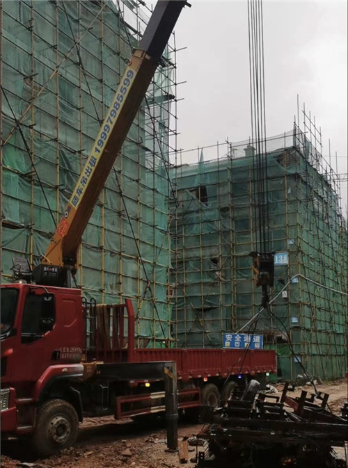 开江县“慢工细活”—— 吊车的 “微动控制” 技术