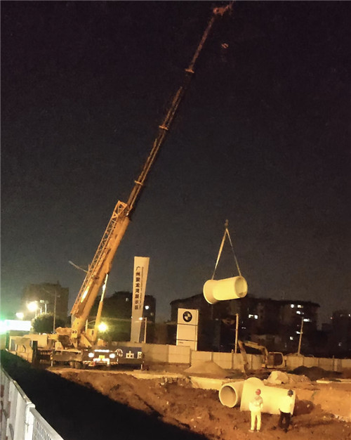 开江县“弯臂矫正”—— 吊车的 “形变补偿” 技术